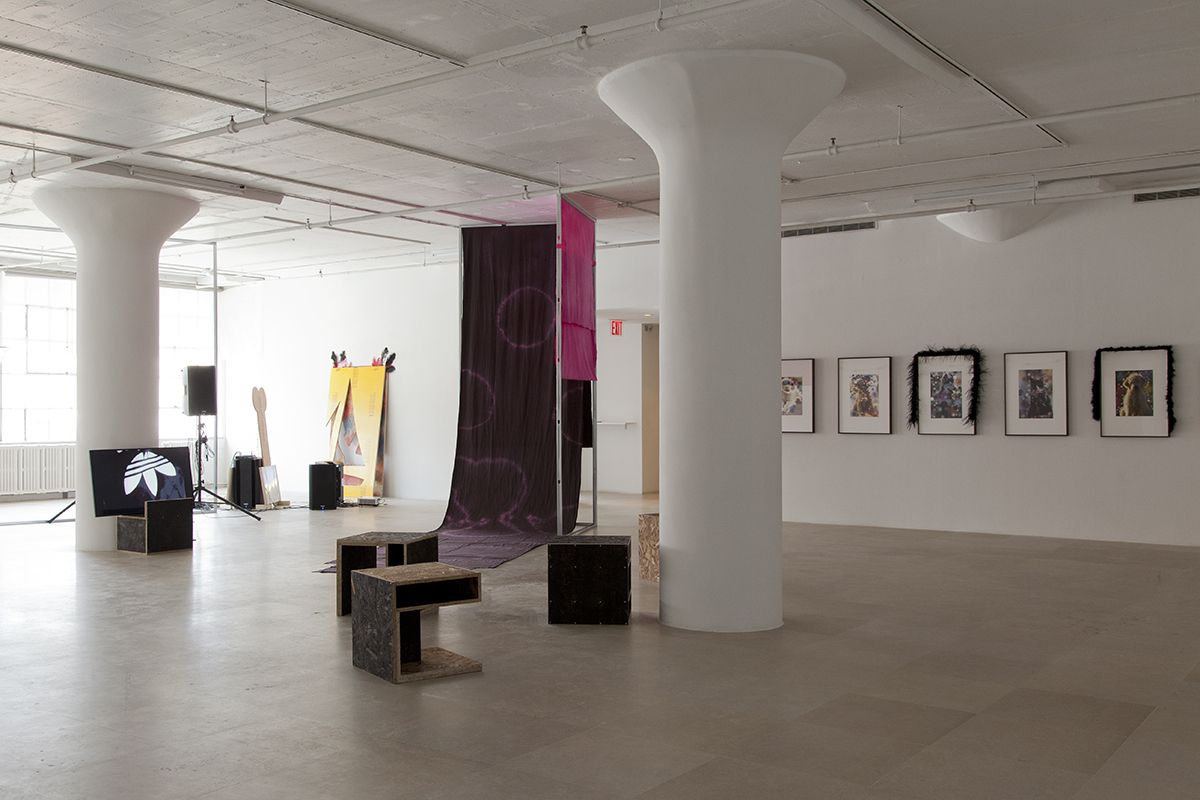 Hilary Lloyd, Installation view, Dock Lands, Greene Naftali, New York, 2017