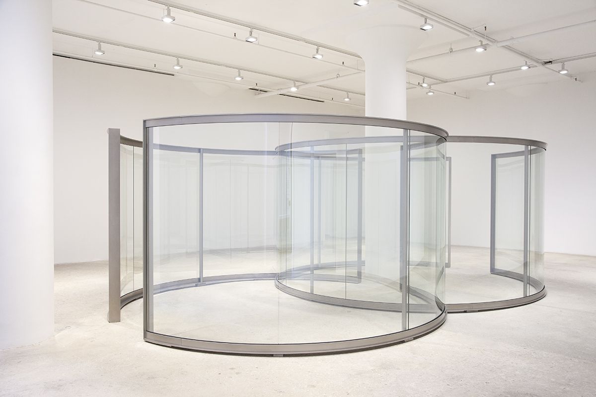 Dan Graham Dancing Circles, 2018 Stainless steel, two-way mirror glass 90 9/16 x 179 1/2 x 287 2/8 inches (230 x 456 x 729.5 cm)