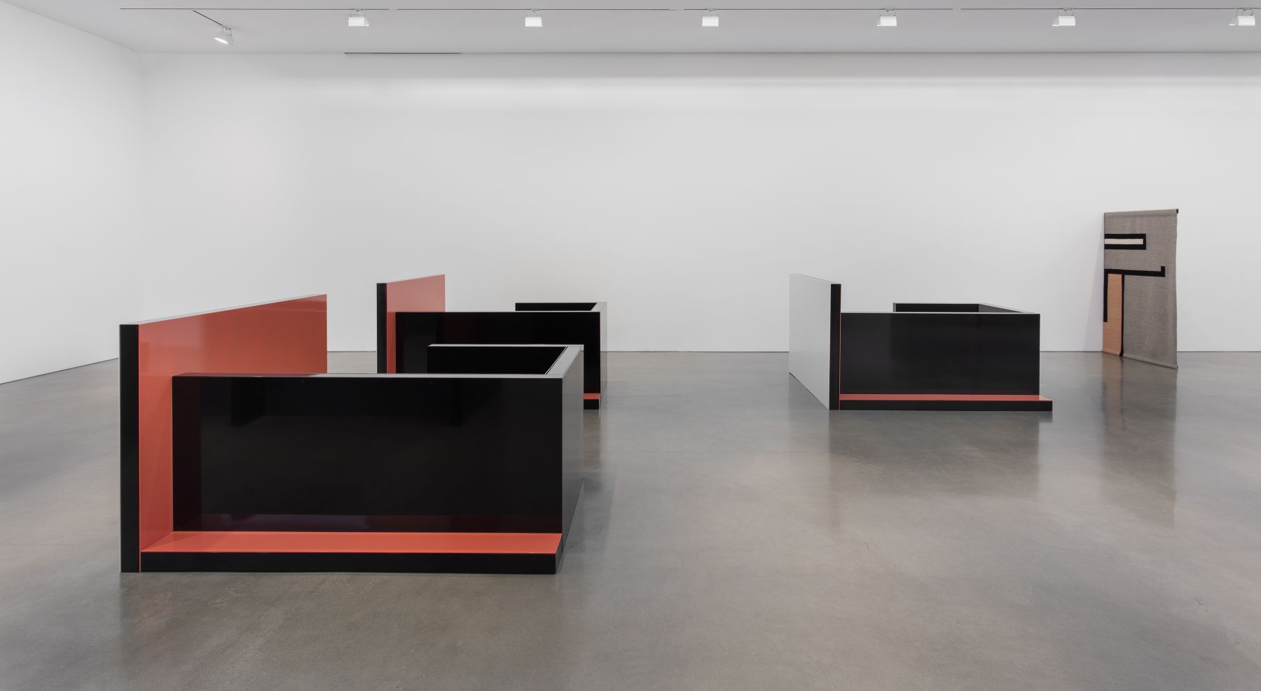 Andrea Zittel - Planar Configurations