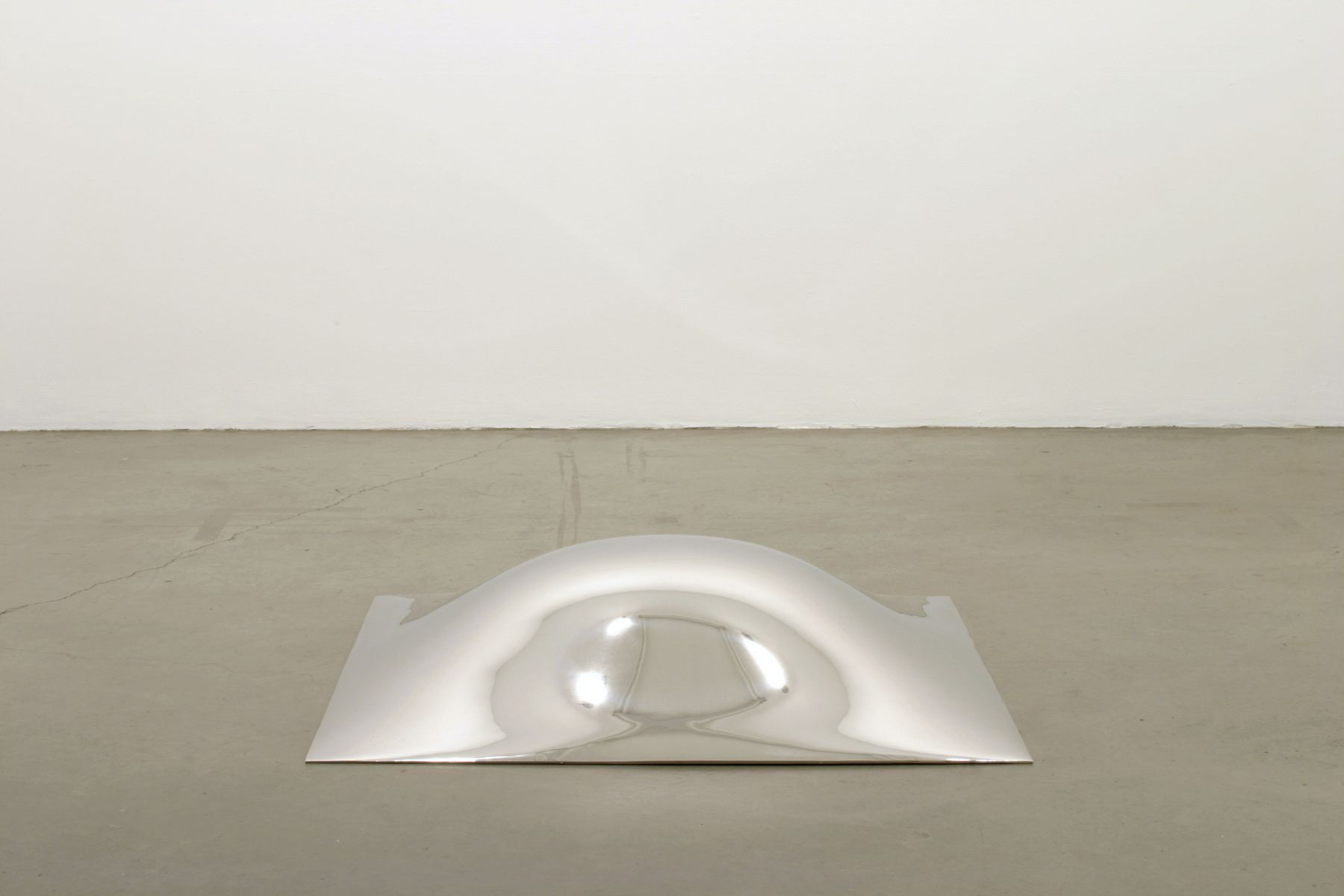 Anish Kapoor, Pregnant Square