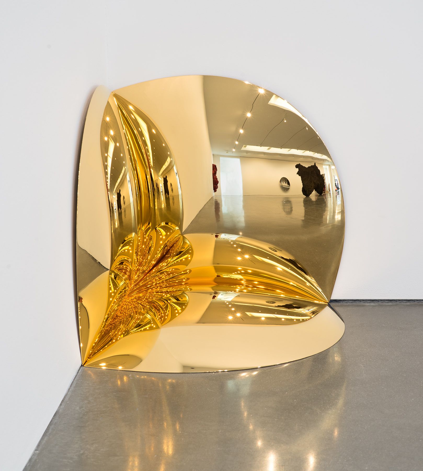 Anish Kapoor - Gold Corner