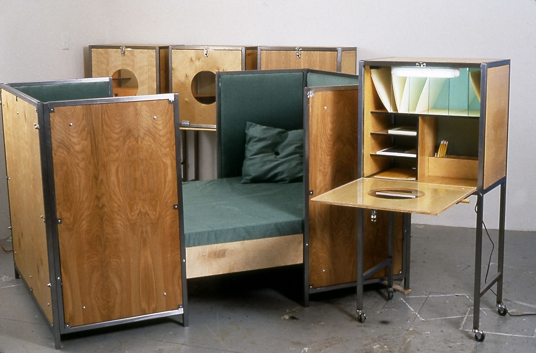 Andrea Zittel, A-Z Comfort Unit II