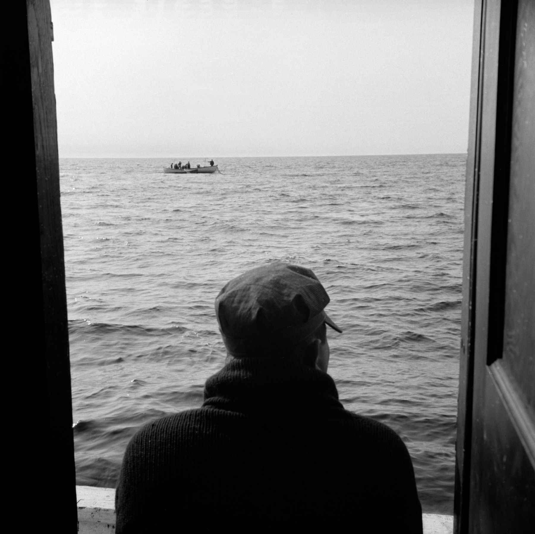 GLOUCESTER FISHERMAN AND FULTON FISH MARKET, 1943 Photography Archive