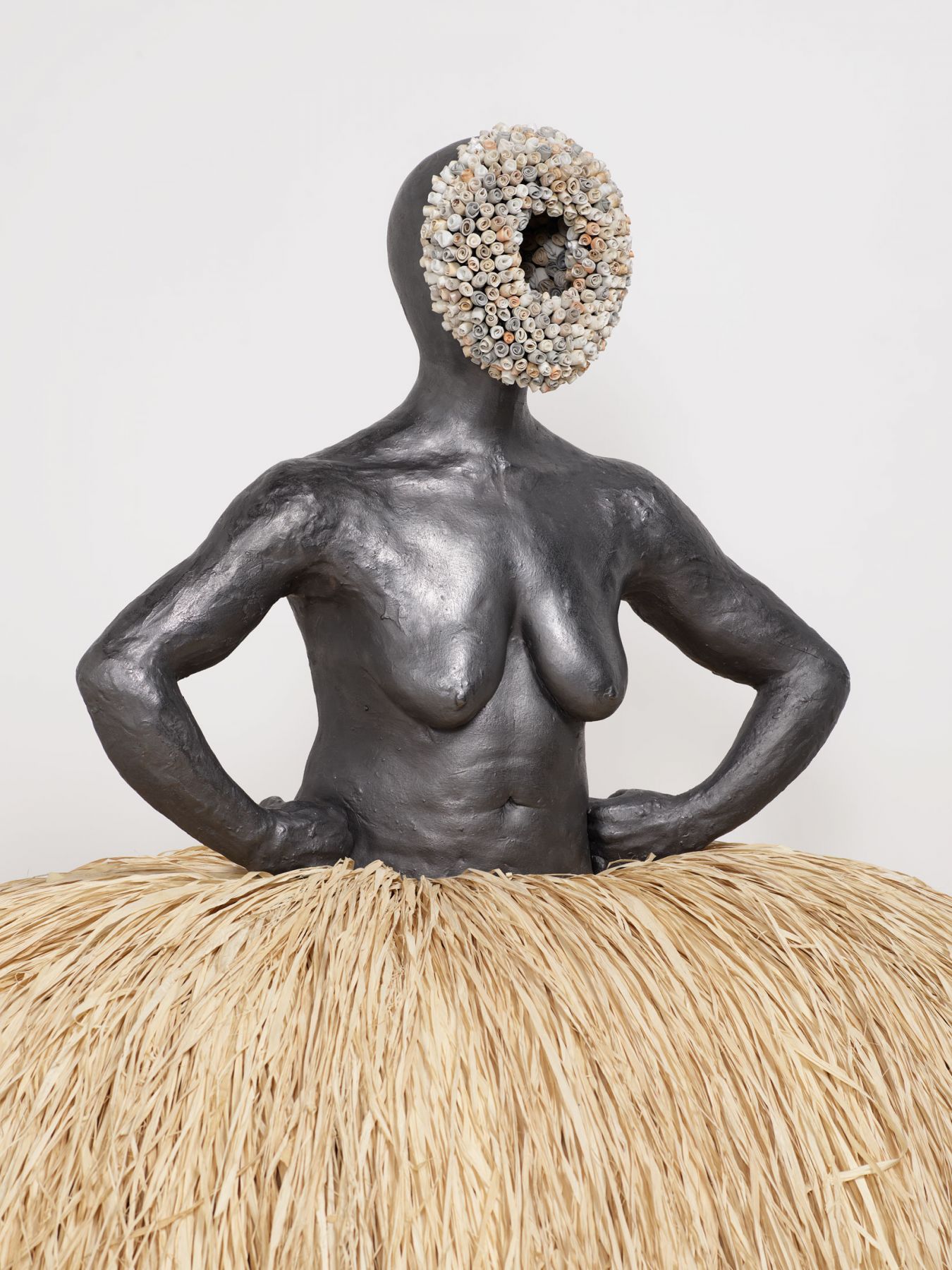 Simone Leigh, No Face (Pannier), 2018