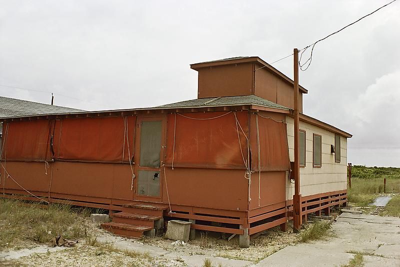 Joel Sternfeld, Nags Head, North Carolina, (#40), June-August 1975