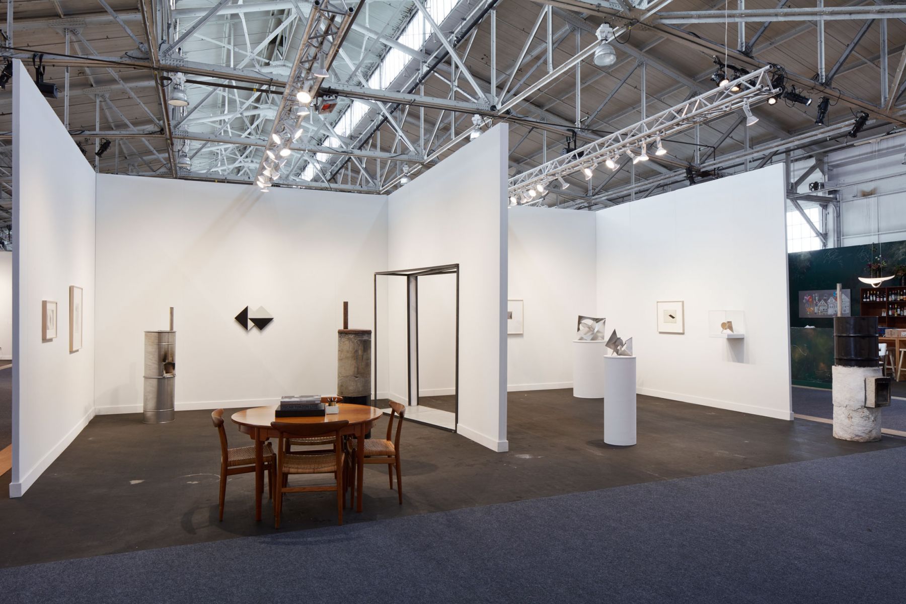 Luhring Augustine, FOG Design+Art, Booth 217