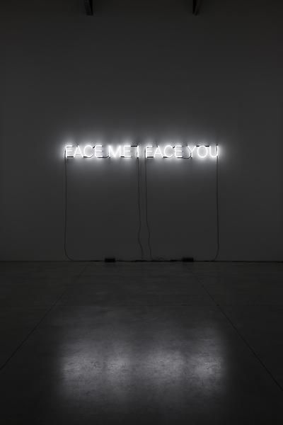 Glenn Ligon, Neon