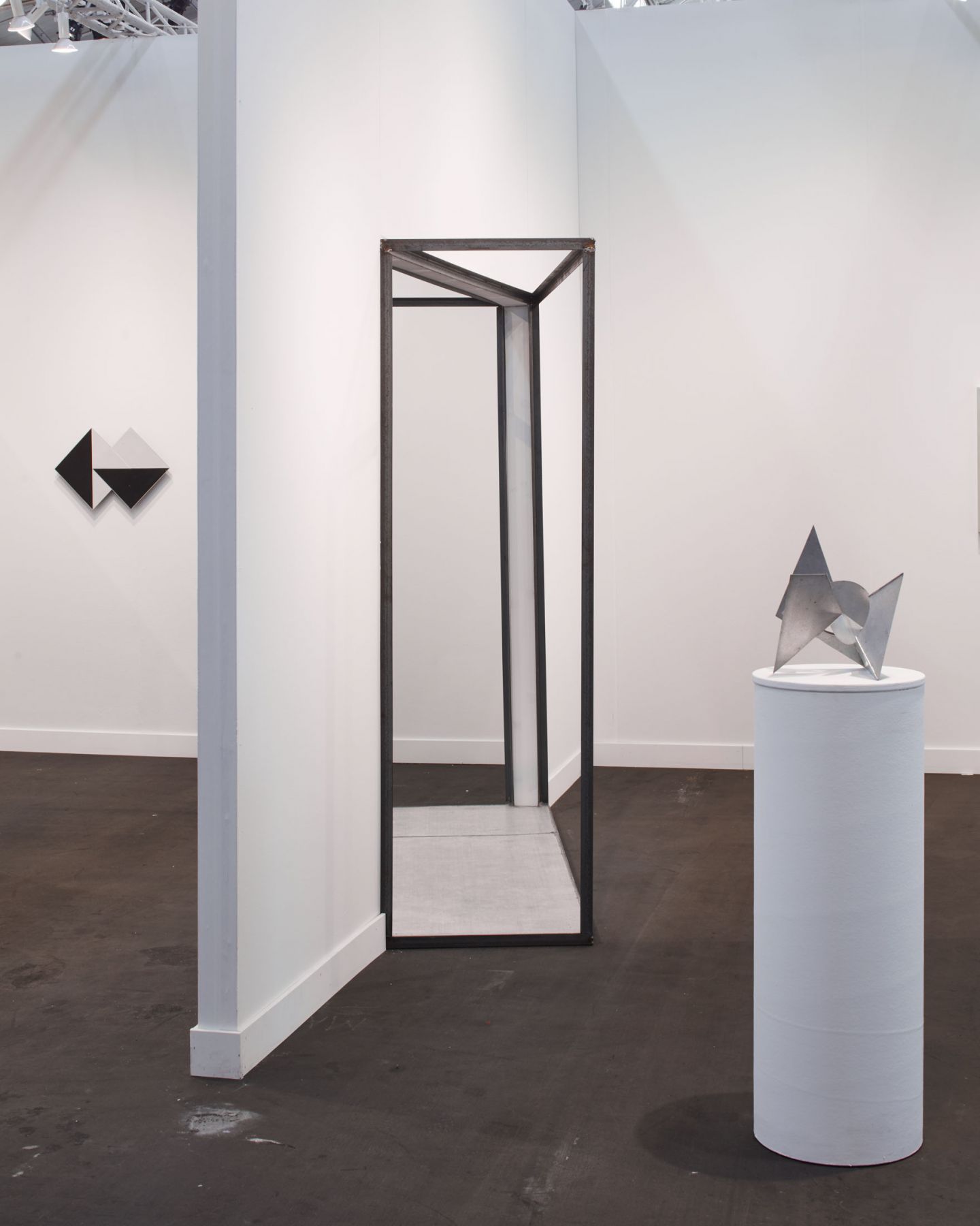 Luhring Augustine, FOG Design+Art, Booth 217