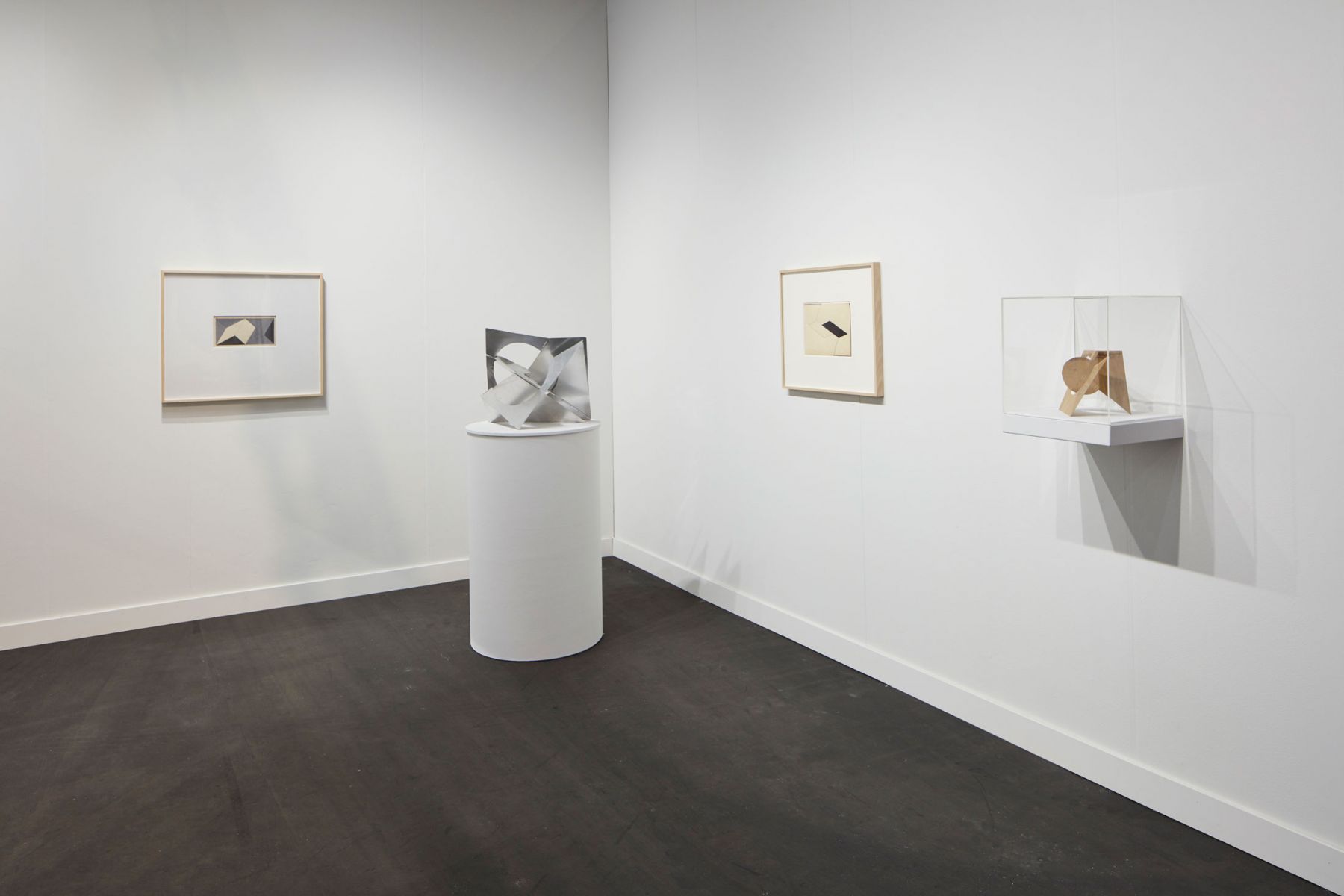 Luhring Augustine, FOG Design+Art, Booth 217