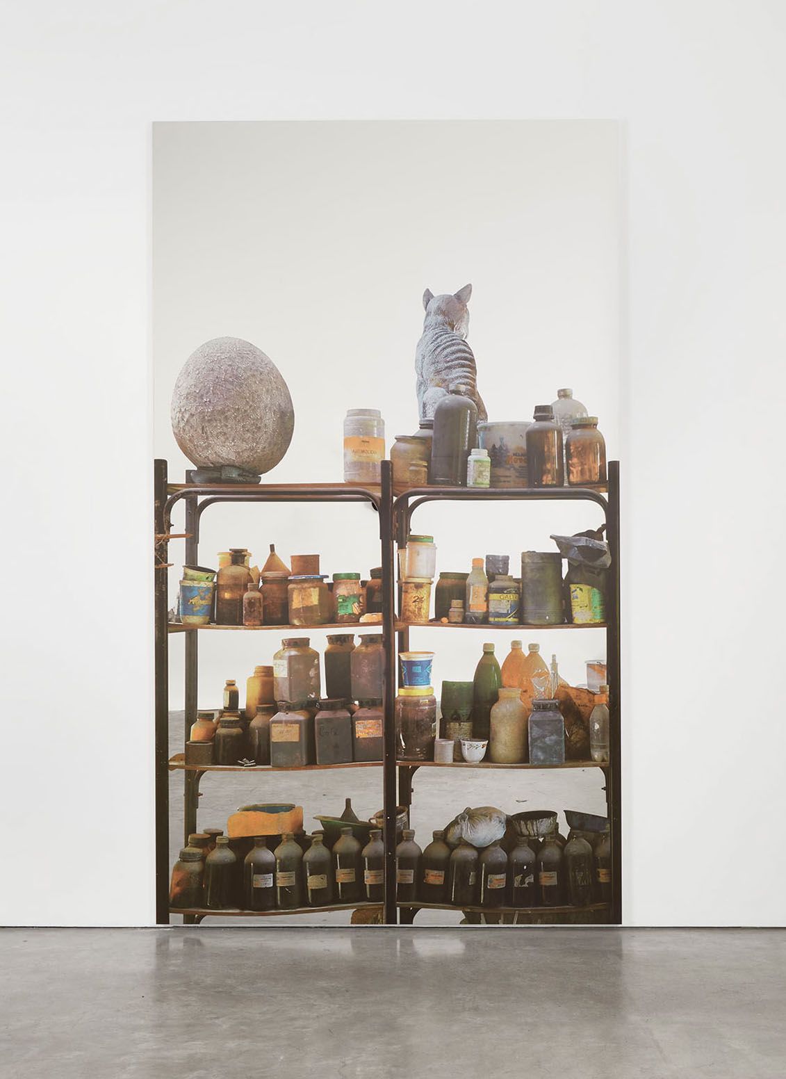 Michelangelo Pistoletto Scaffali – Accademia de Bellas Artes, La Habana con uovo, 2015 
