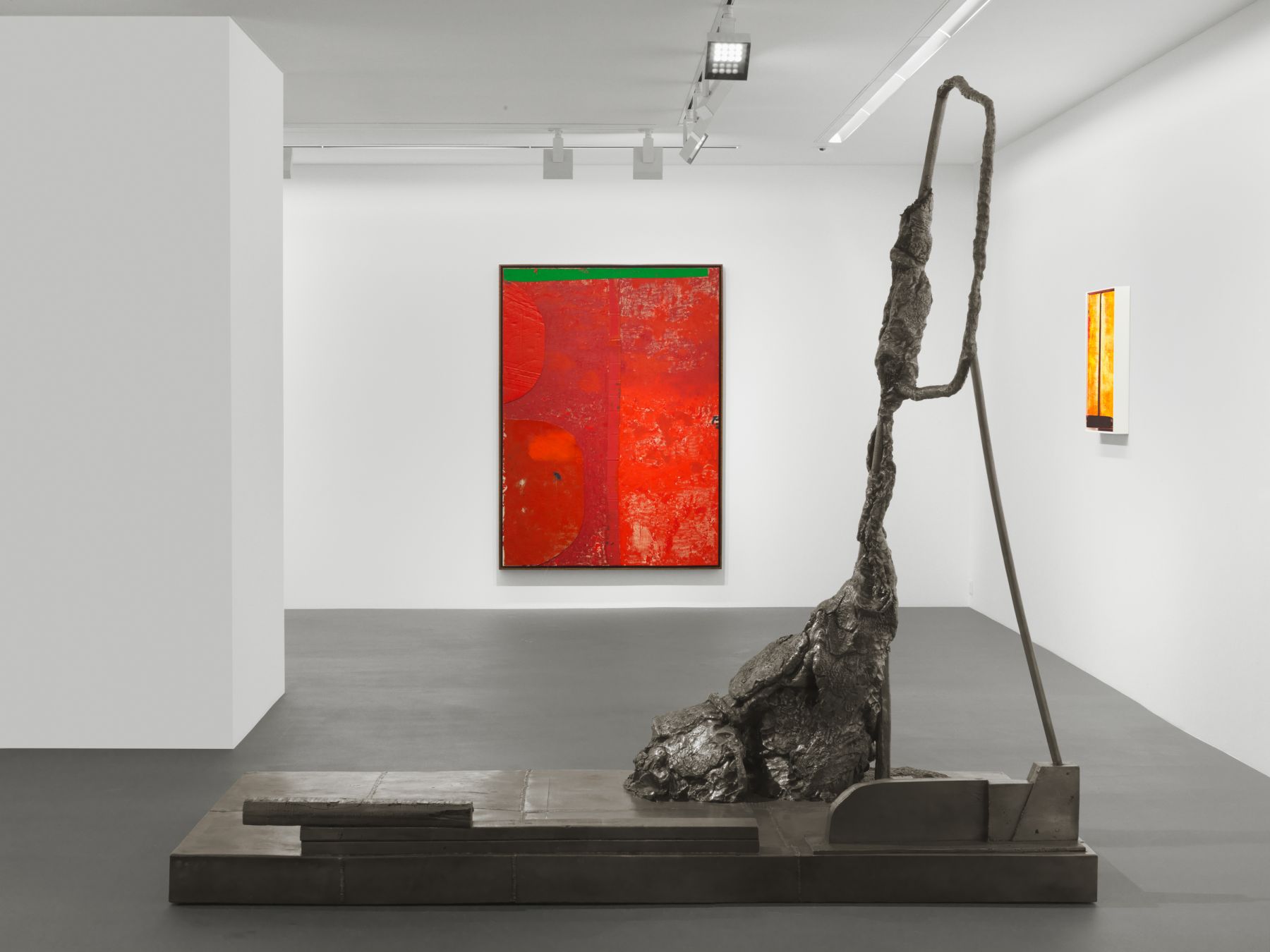 Installation view of 'Modern Hiker', by Sterling Ruby, 2017. © Sterling Ruby; Courtesy of Sterling Ruby Studio and Vito Schnabel Gallery. Photography: Stefan Altenburger. 