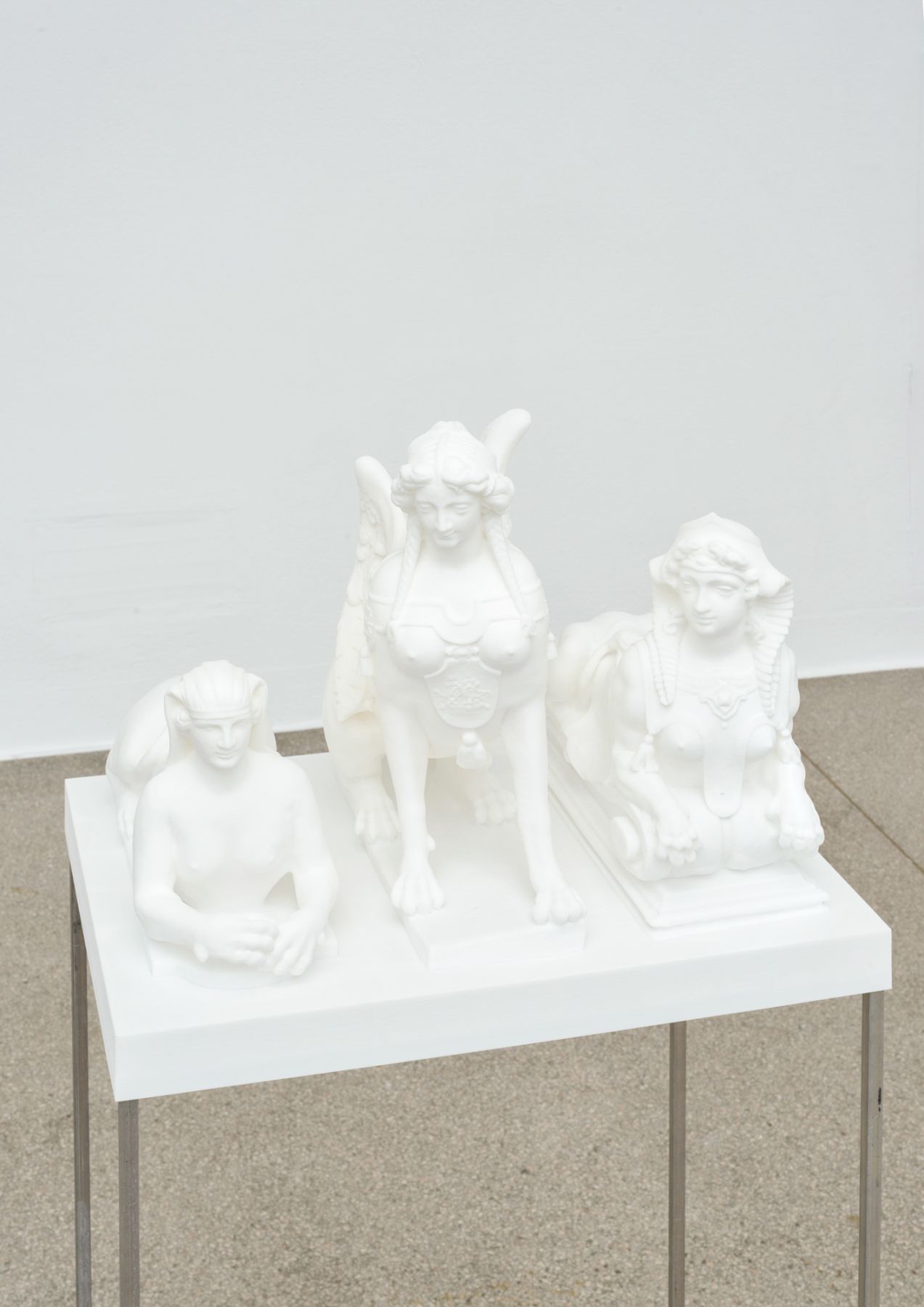 Oliver Laric Sphinx, Sphinx, Sphinx, 2016