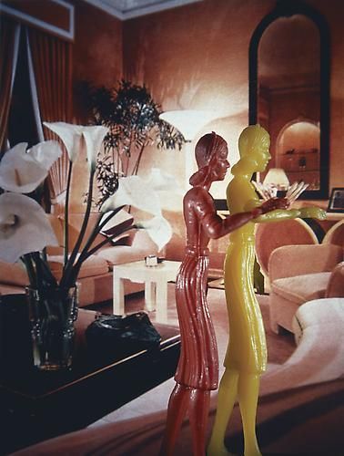 Laurie Simmons, Coral Living Room with Lillies, 1983