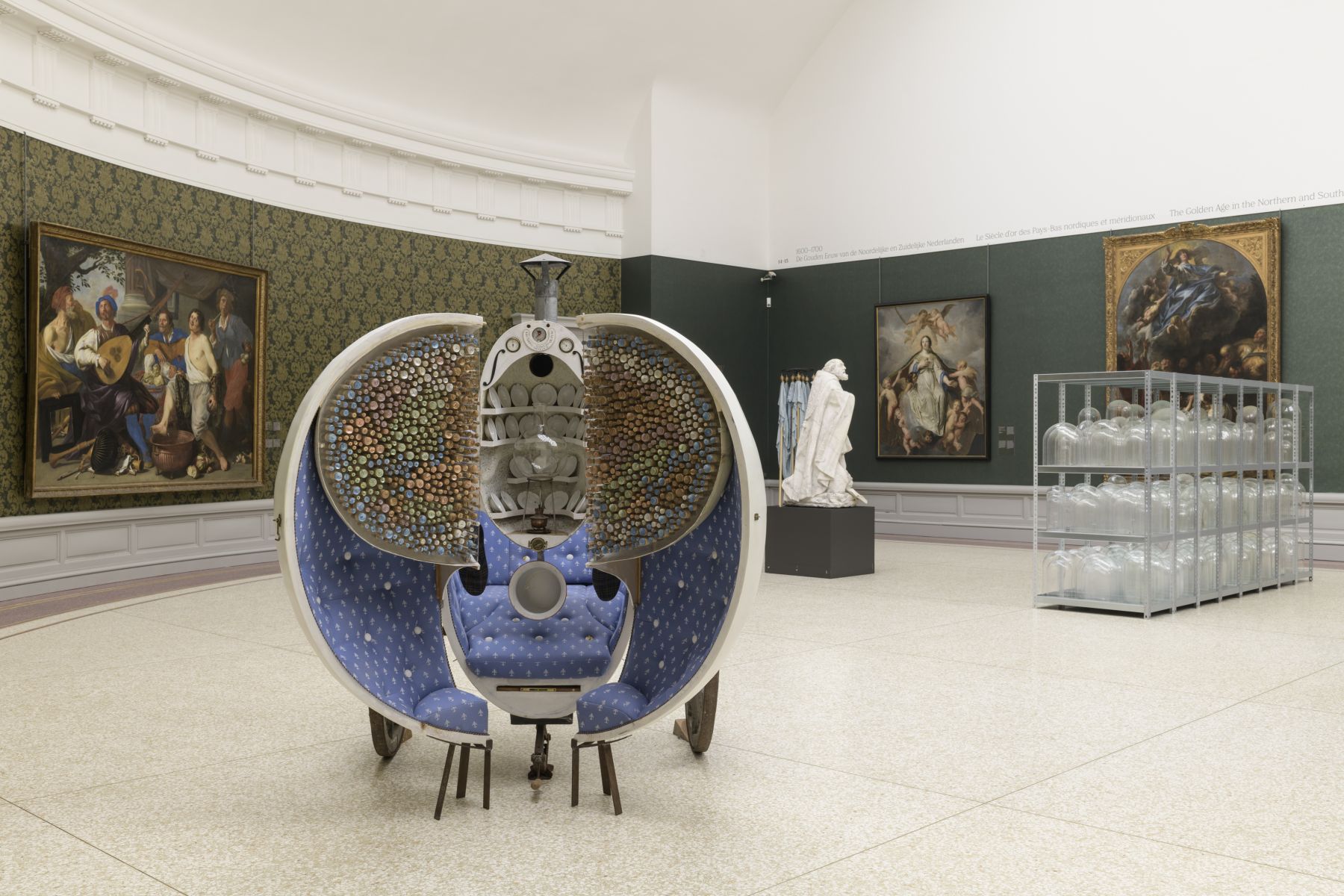 Patrick Van Caeckenbergh: The Pantologue (danke Schön), longterm installation