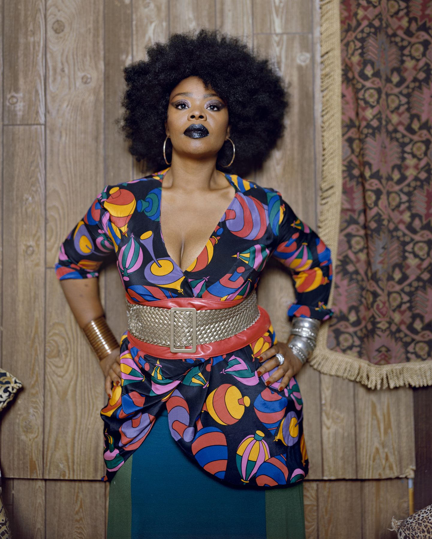 MICKALENE THOMAS Din Facing Forward, 2012