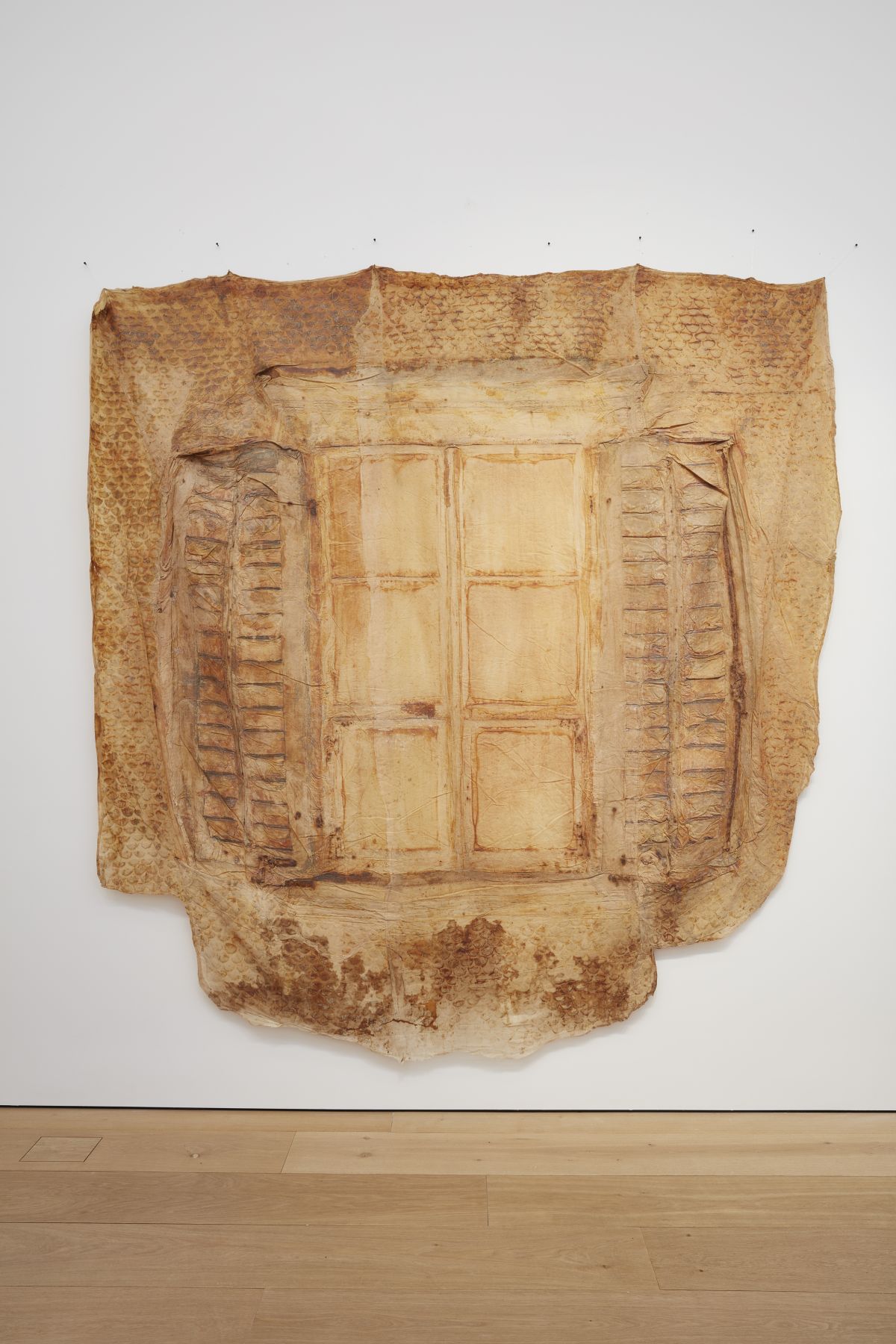HEIDI BUCHER Fenster mit Läden und Schindeln, Bellevue, 1988