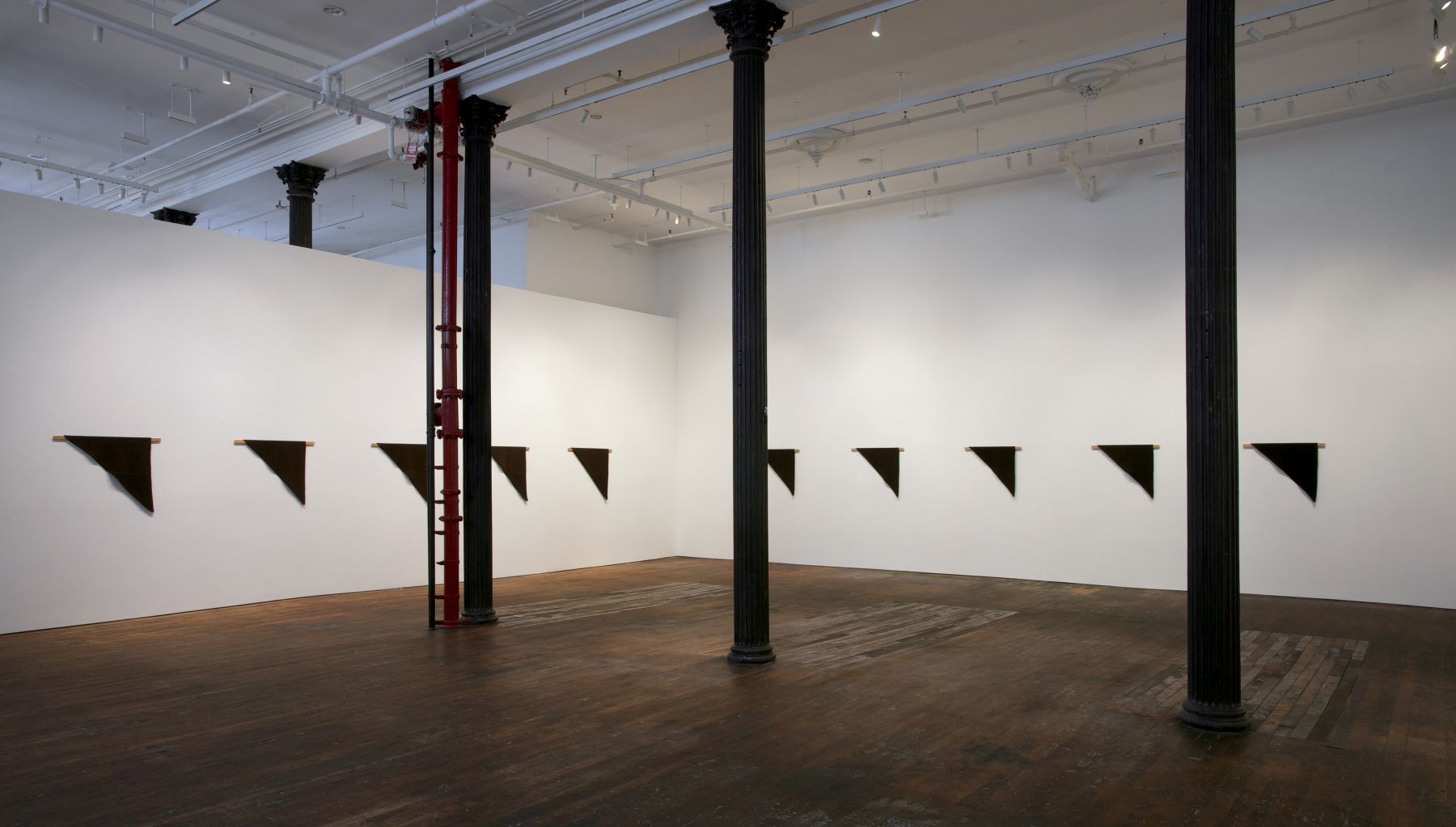 Helen Mirra: Waulked, – installation view 1