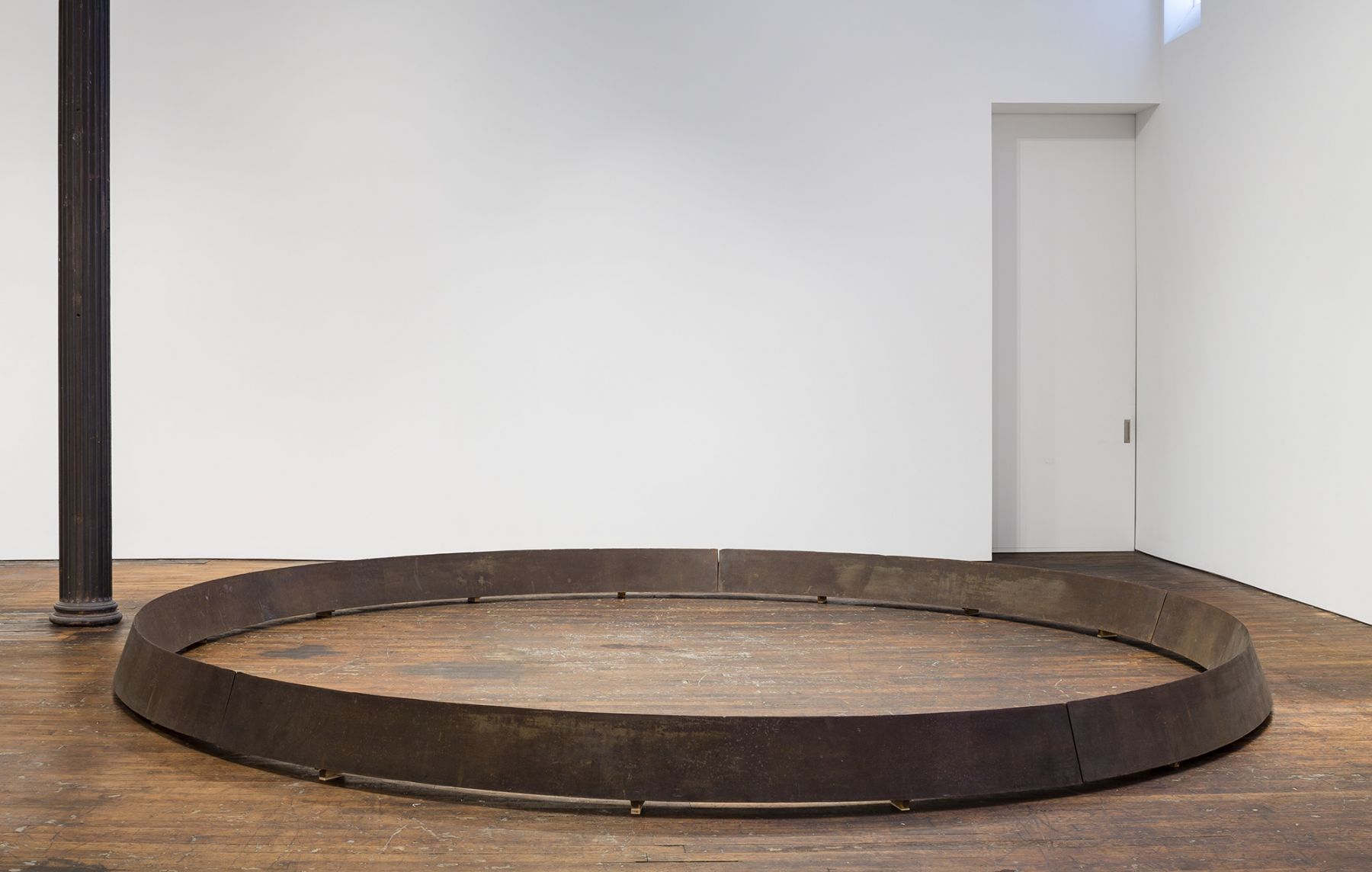 Bruce Nauman, Circle
