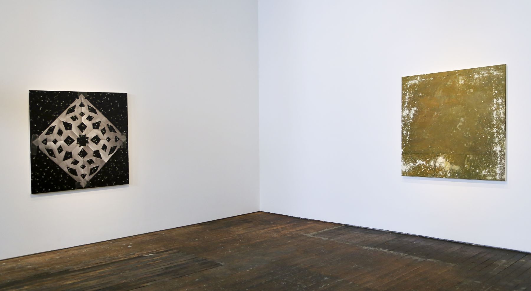 Catherine Murphy: Recent Work – installation view 3