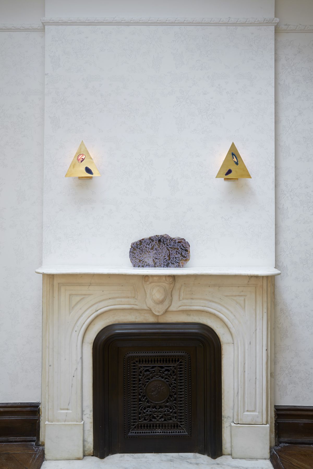 Andisheh Avini (Installation View), 118 East 64th Street, 2015