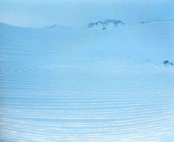 Lai Pintg (Walks #11), 2000, C-print mounted on aluminum