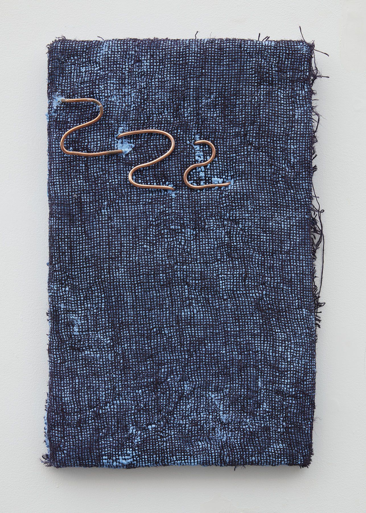 a dyed burlap artwork part of the Zs series by jay heikes in a contemporary art gallery