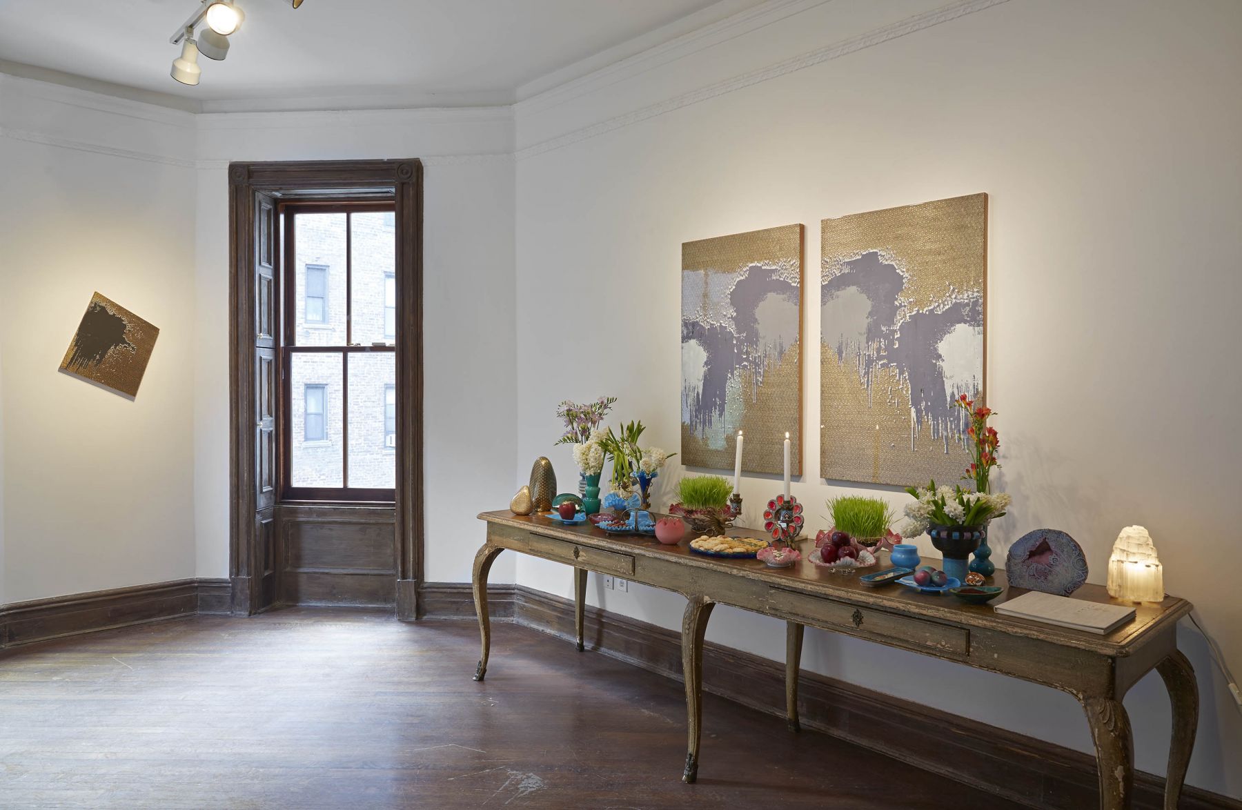 Andisheh Avini (Installation View), 118 East 64th Street, 2015