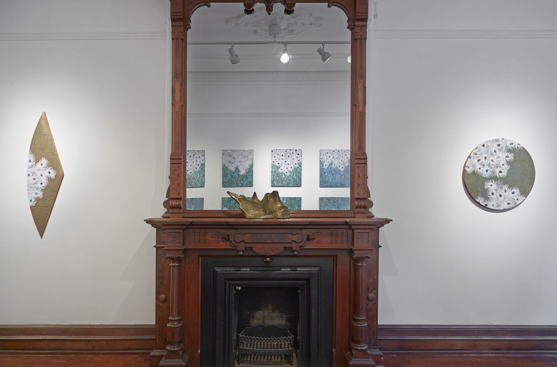 Andisheh Avini (Installation View), 118 East 64th Street, 2015