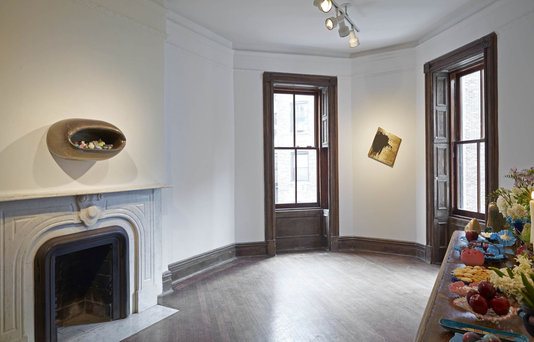 Andisheh Avini (Installation View), 118 East 64th Street, 2015