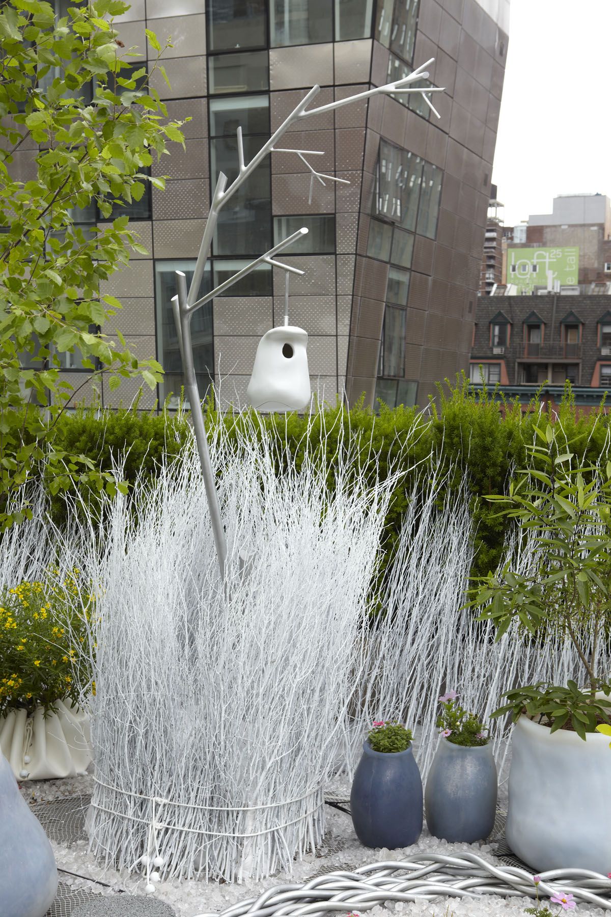 Large aluminum tree with birdhouse in opaque white, 2006, Silcone