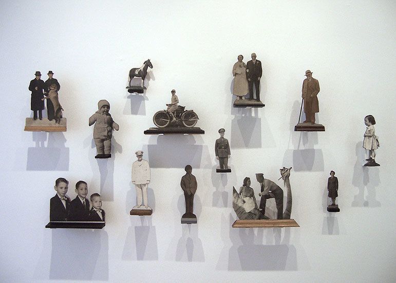 Photo Statues