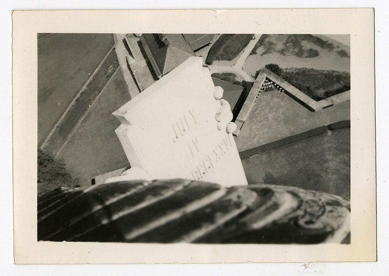 Statue of Liberty Tablet, 1960s, 2 1/4 x 3 1/4 in.