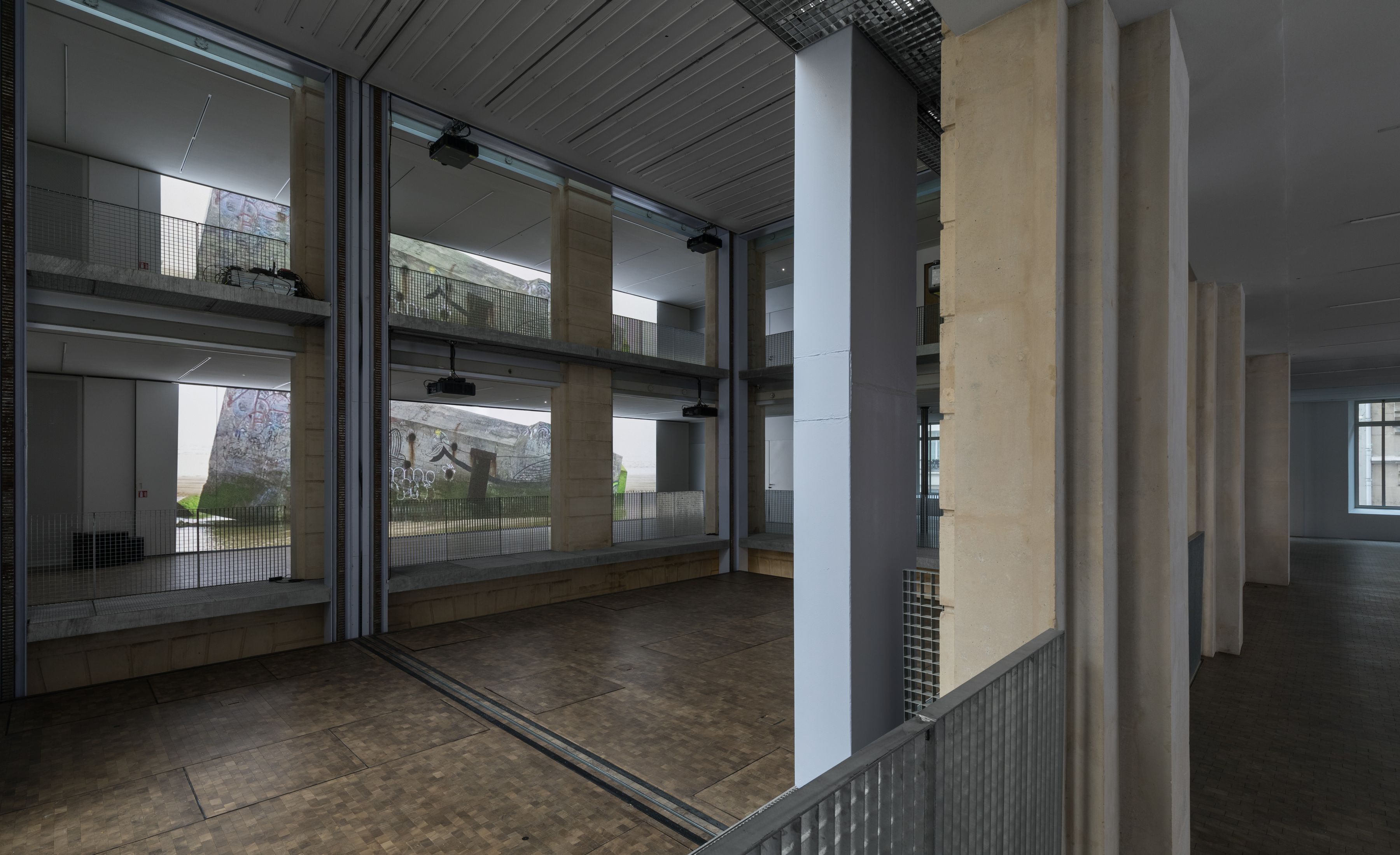 Lutz Bacher, Installation View, The Silence of the Sea, Lafayette Anticipations - Fondation d’entreprise Galeries Lafayette, 2018