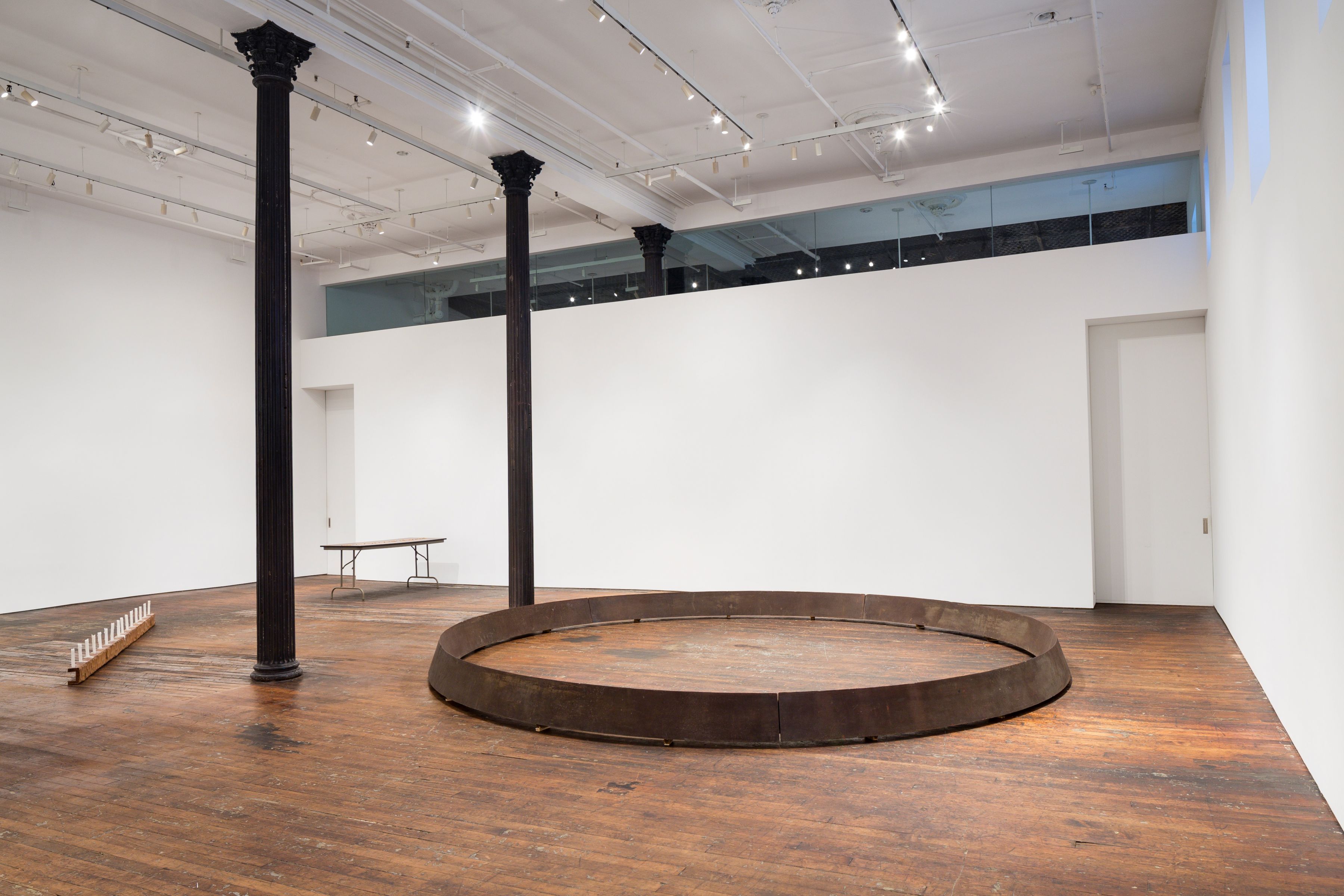 Untitled Benassi, Bochner, Cabrita Reis, Gober, Nauman, Serra, Sosnowska, Tuttle, Walther