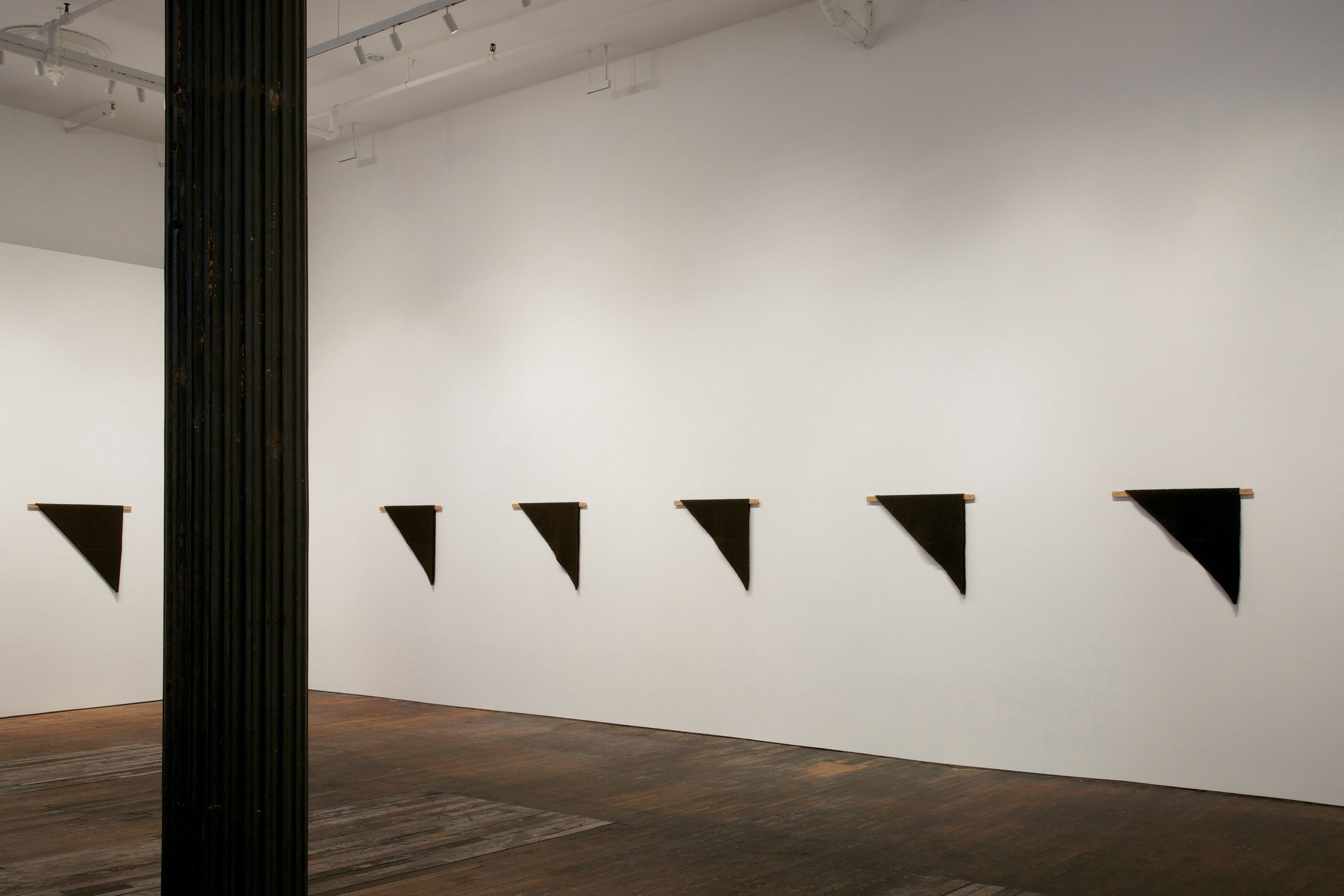 Helen Mirra: Waulked, – installation view 3
