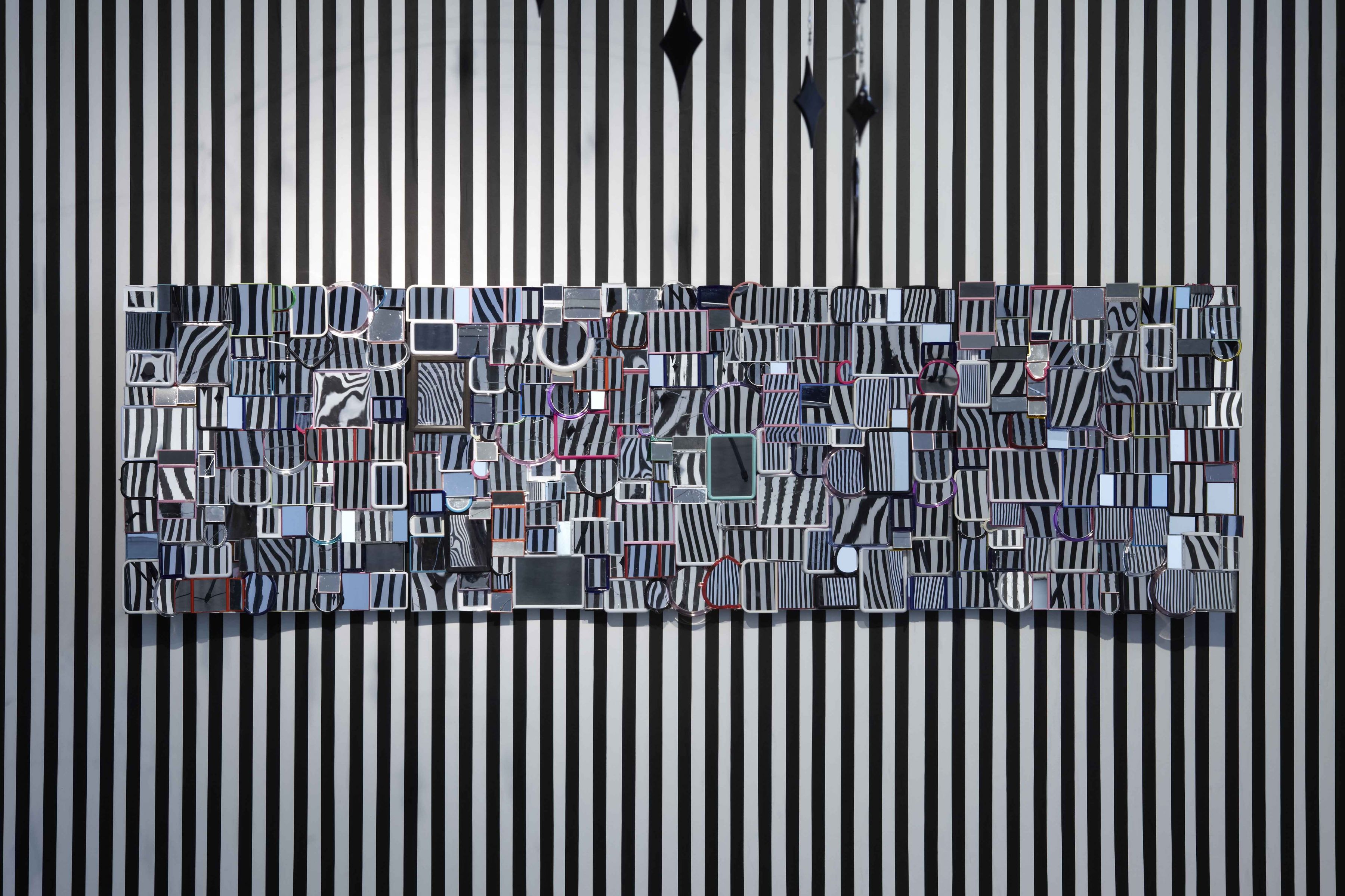 Yuichi Higashionna, Untitled (mirror assemblage), 2010