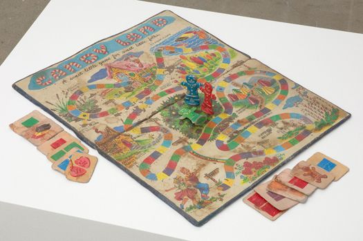 Kristen Morgin objects for everyone i have ever known, installation view