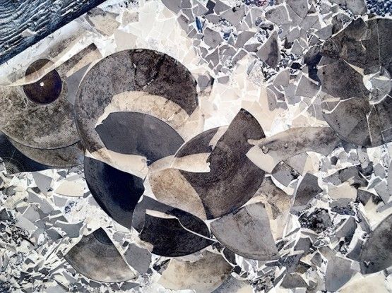IPS #4519 (Broken Vinyl #1), 2011