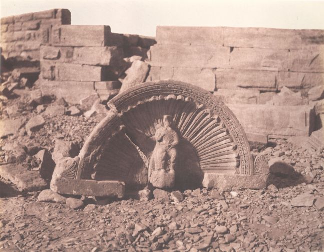 Félix TEYNARD (French, 1817-1892) Tafah (Taphis). Constructions à Assises Courbes - Partie Superieure d'une Niche Sculptée. Pl. 114, 1851-1852 Salt print, 1853-1854, from a waxed paper negative 23.9 x 30.7 cm