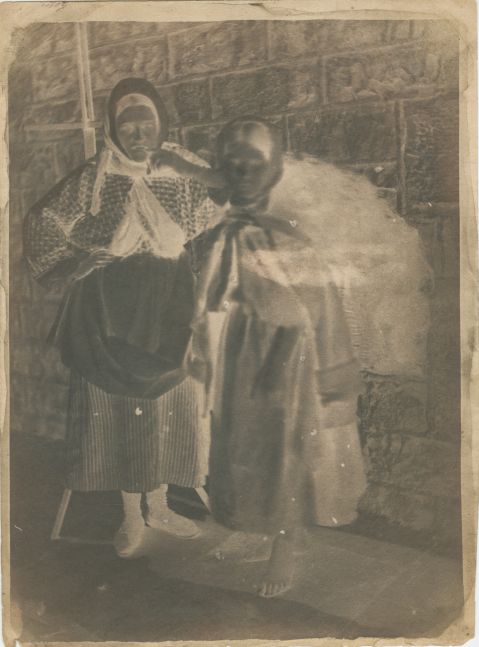 David Octavius HILL & Robert ADAMSON (Scottish, 1802-1870 & 1821-1848) Newhaven fishwives, circa 1845 Calotype negative 20.4 x 14.9 cm on 21.4 x 15.8 cm paper Inscribed "d.5" and "gum" and "74" in pencil. Inscribed "74" in pencil on verso.