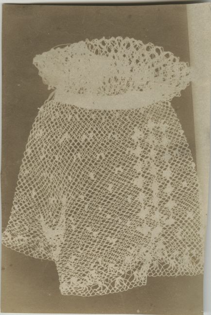 Nevil STORY-MASKELYNE (English, 1823-1911) Lace cuff, circa 1840-1842 Photogenic drawing 16.2 X 11.0 cm