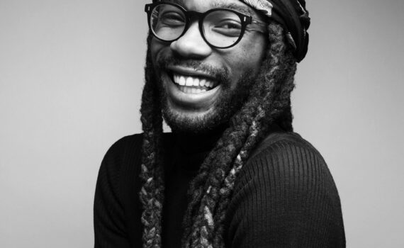 Heashot of author and publisher Yahdon Isreal