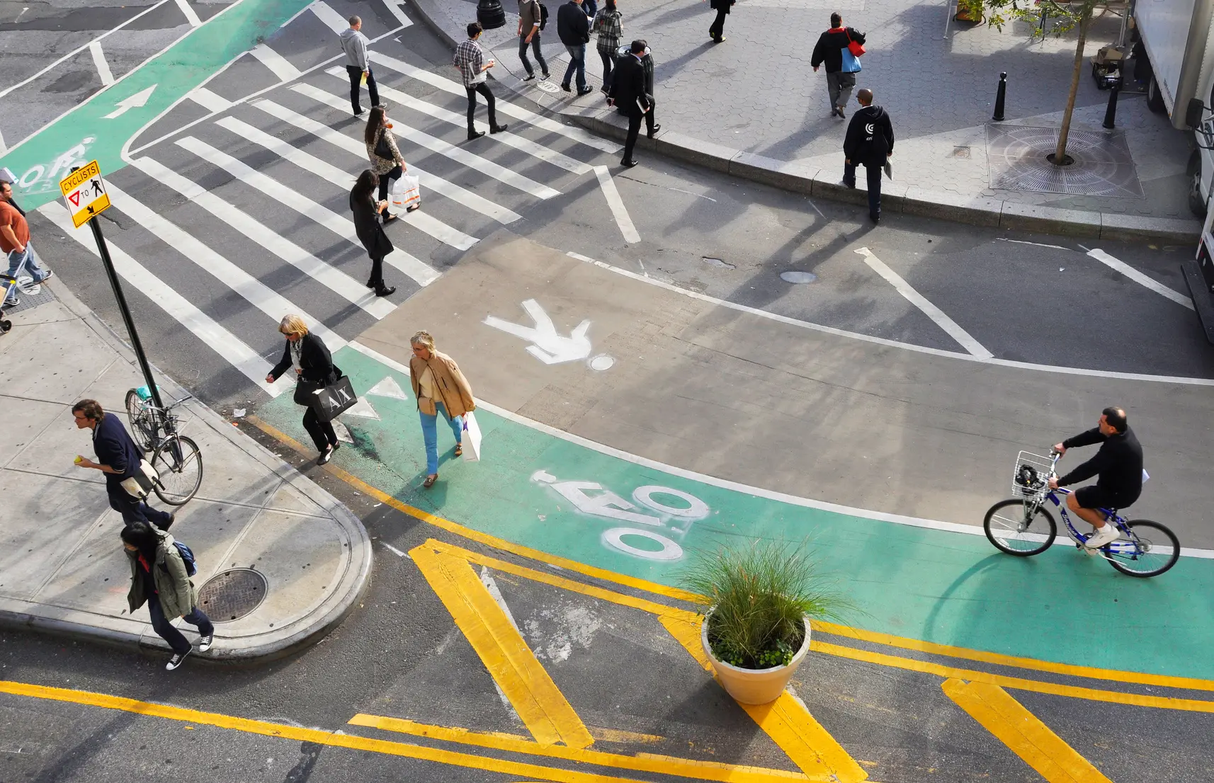 Exploratory Analysis of Bike Counts, Lanes, and Collisions in New York City