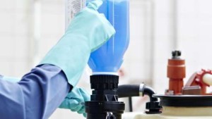 Greenleaf Technologies Introduces New easyFlow Closed Transfer System