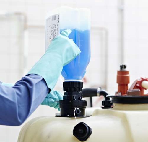 Greenleaf Technologies Introduces New easyFlow Closed Transfer System