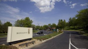 Missouri Governor Meets With Bayer CEO To Discuss Monsanto Merger