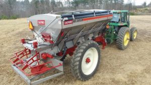 14 Fertilizer Spreaders For 2017