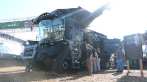 FENDT's Dark Knight-ish IDEAL Combine