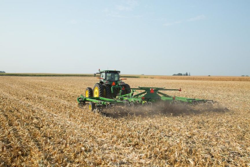 2660VT Variable-Intensity Tillage tool