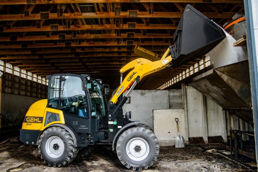 AL650 ARTICULATED LOADER